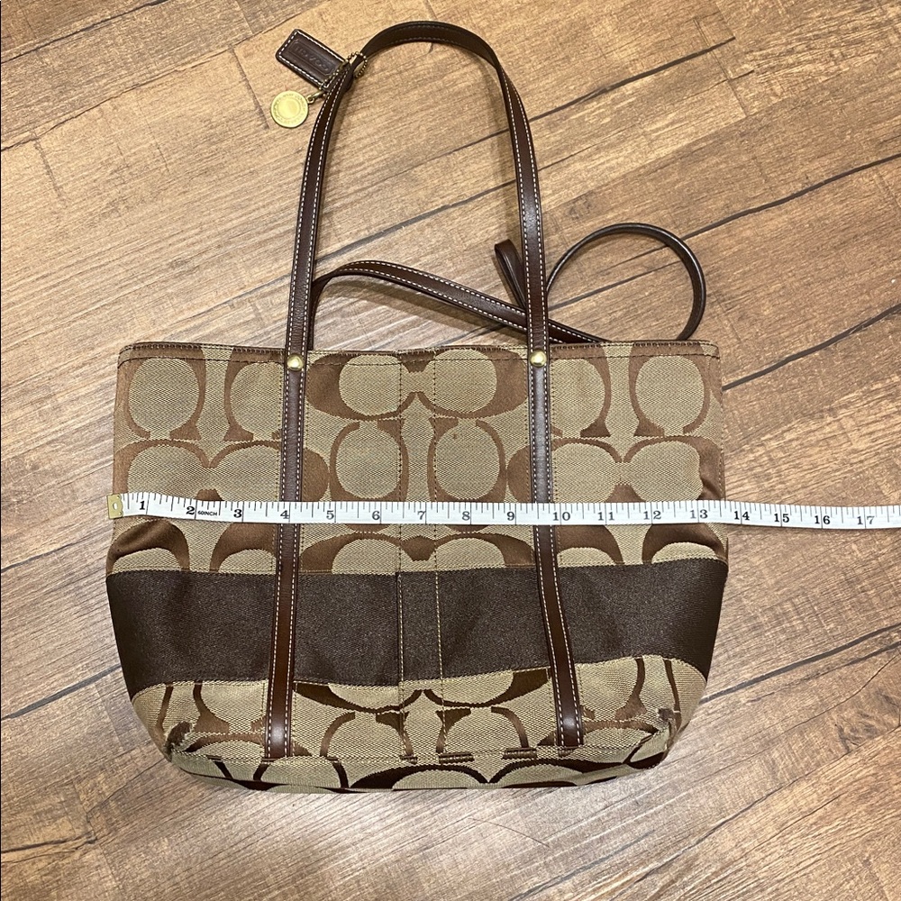 Coach Logo Brown Signature Tote Bag Reversible - Picture 12 of 14